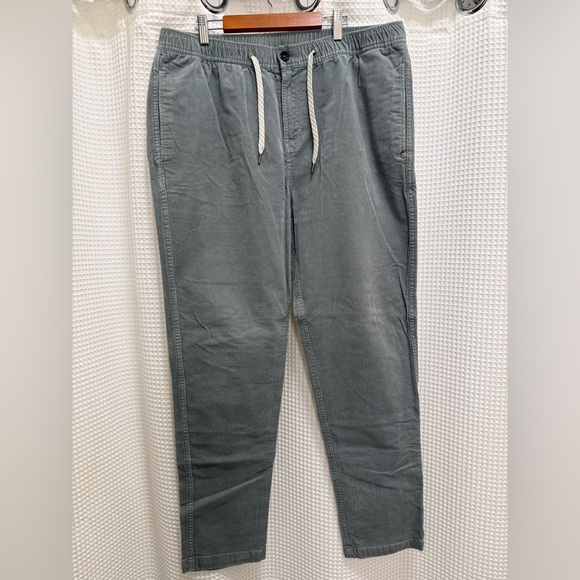 Vuori Other - Vuori Men's Sage Green Jogger Corduroy  Pants - XL